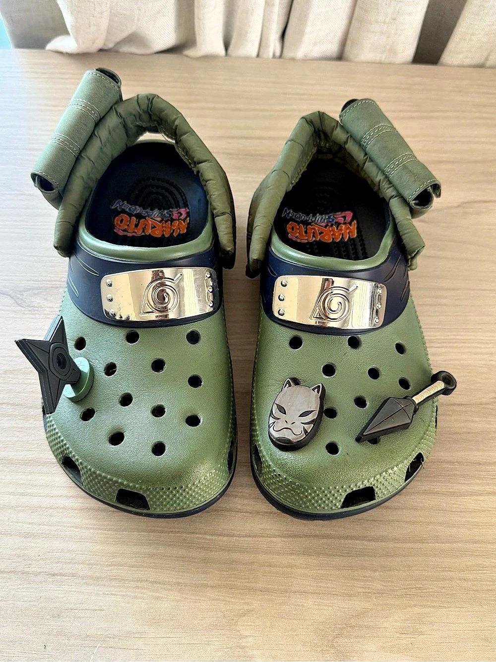 Crocs Classic Clog Naruto Shippuden Kakashi Green & Black